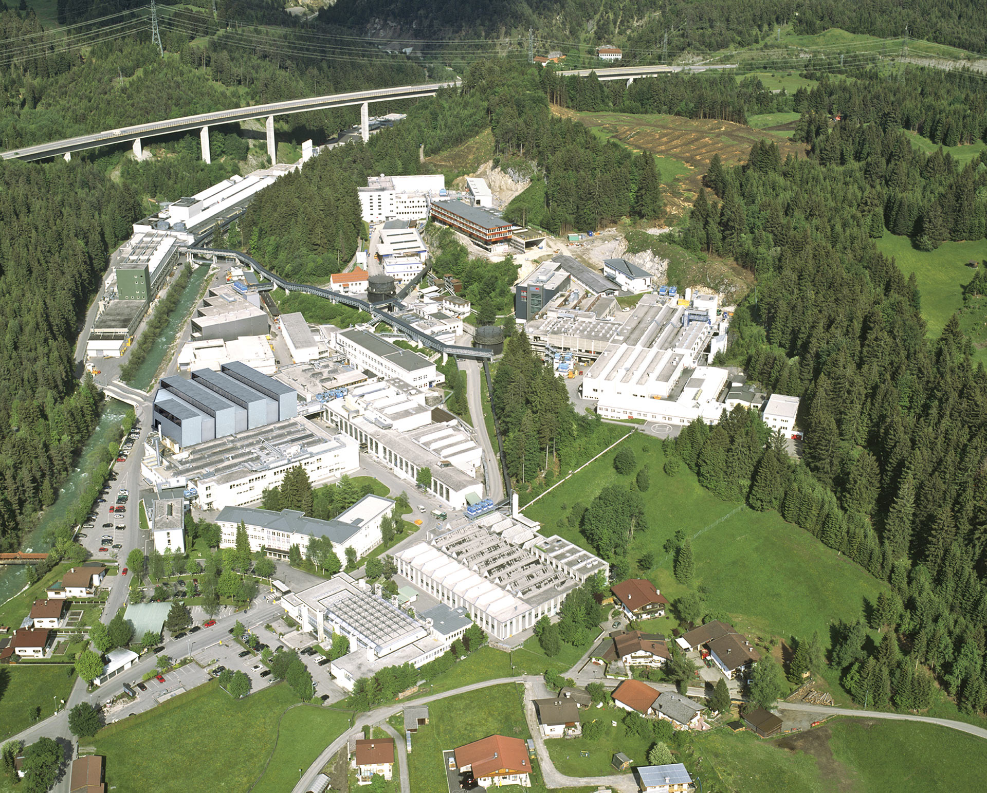 berchtold talmazan architekten - Plansee Warmwalzwerk